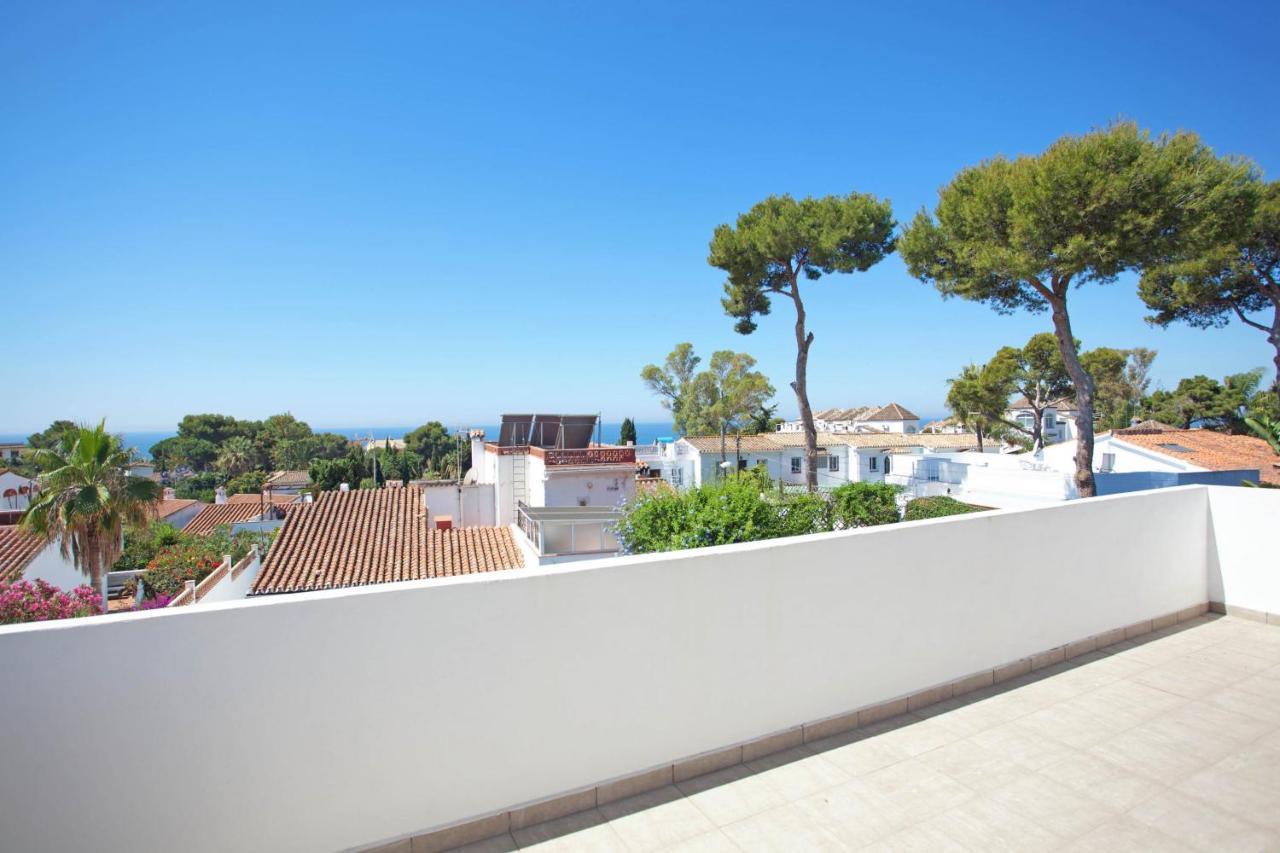 Modern Villa Close To Costabella Beach Marbella Kültér fotó